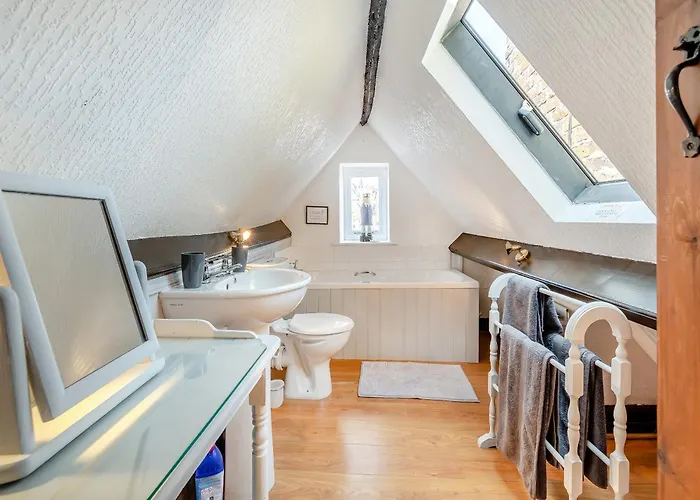 Holiday home Caedmon - Uk43430 *