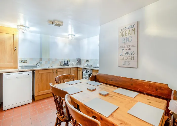 Holiday home Caedmon - Uk43430 Whitby